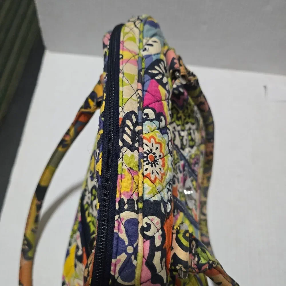 Vera Bradley Women's Multi-Color Quilted Satchel Handbag Top Handle Bag - Picture 5 of 12
